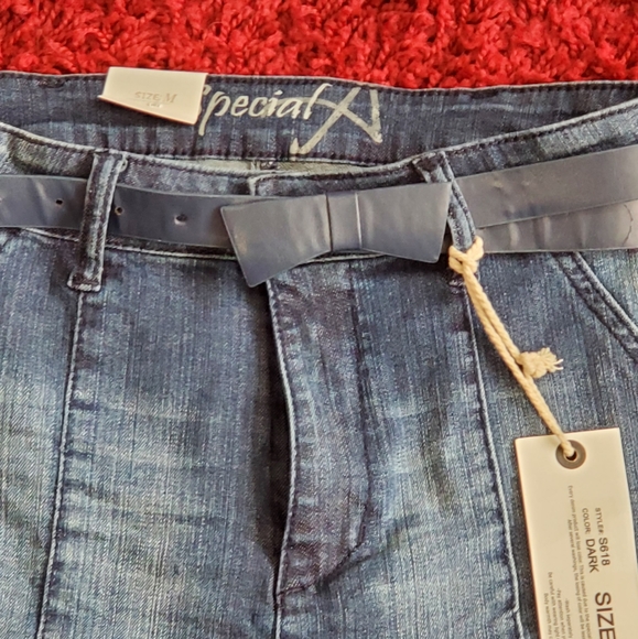 Fashion Nova Jean Shorts - Picture 2 of 3